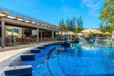 هتل Mai Khaolak Beach Resort & Spa   Tuiblue Mai Khaolak