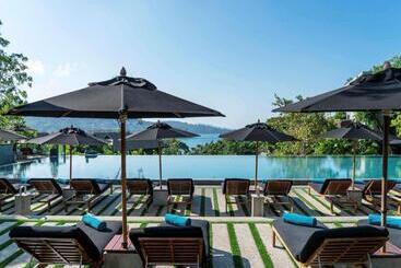 هتل Pullman Phuket Arcadia Naithon Beach