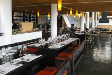 هتل Remota Patagonia Lodge