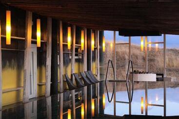 هتل Remota Patagonia Lodge