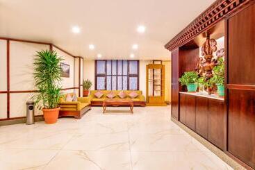Summit Ttakshang Residency Hotel & Spa Mg Marg