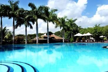 هتل Nui Thom Ecolodge