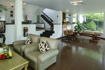 هتل Nui Thom Ecolodge