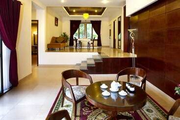 هتل Nui Thom Ecolodge