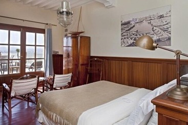 هتل Villa De L O