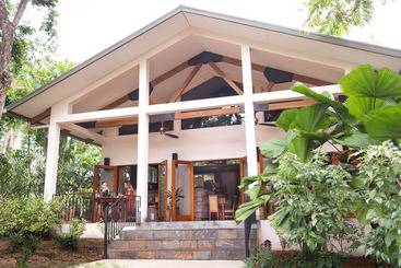 Ka Ana Resort & Spa