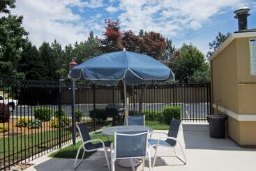 Extended Stay America Suites Fayetteville Cross Creek Mall