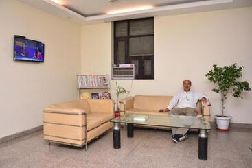 ホテル Mayank Residency