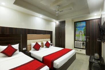 ホテル Mayank Residency