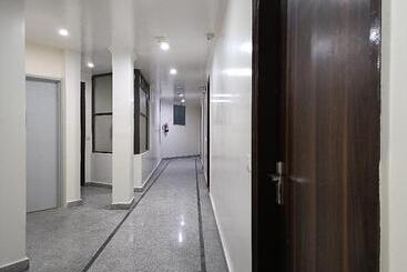 ホテル Mayank Residency