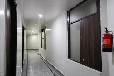 ホテル Mayank Residency