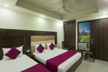ホテル Mayank Residency