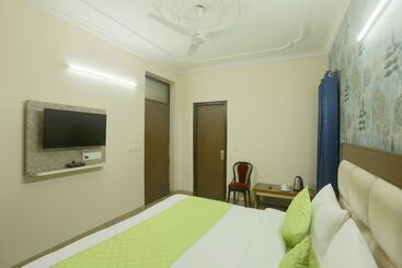 ホテル Mayank Residency