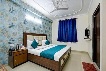 ホテル Mayank Residency