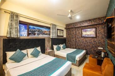 ホテル Mayank Residency