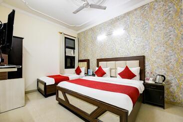 ホテル Mayank Residency