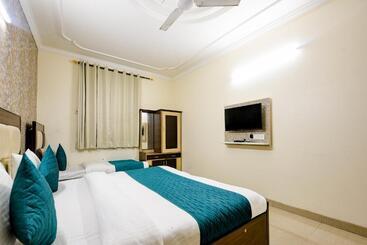 ホテル Mayank Residency