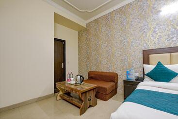 ホテル Mayank Residency