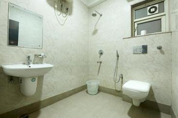 ホテル Mayank Residency
