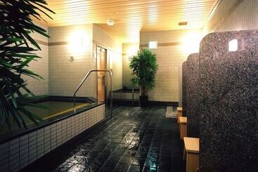 Apa Hotel Nagoyamarunouchi Ekimae