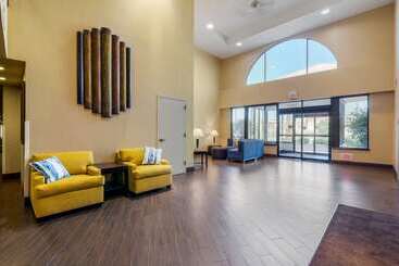 هتل Comfort Inn Bismarck