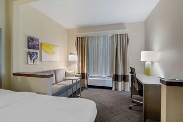 هتل Comfort Inn Bismarck