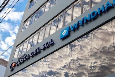 هتل Costa Del Sol Wyndham Chiclayo