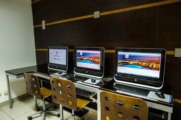 هتل Costa Del Sol Wyndham Chiclayo
