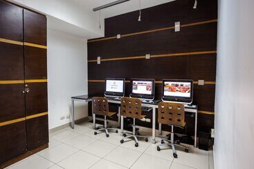 هتل Costa Del Sol Wyndham Chiclayo