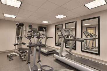 هتل Country Inn & Suites By Radisson, Madison, Al