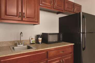 هتل Country Inn & Suites By Radisson, Madison, Al