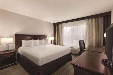 هتل Country Inn & Suites By Radisson, Madison, Al