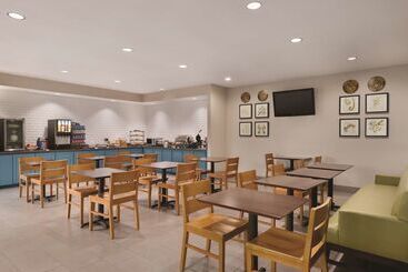 هتل Country Inn & Suites By Radisson, Madison, Al