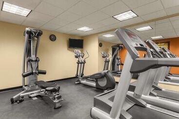 هتل Country Inn & Suites By Radisson, Madison, Al