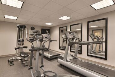 هتل Country Inn & Suites By Radisson, Madison, Al