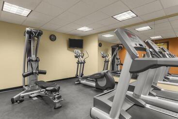 هتل Country Inn & Suites By Radisson, Madison, Al