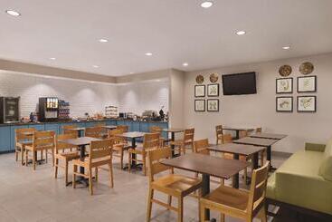 هتل Country Inn & Suites By Radisson, Madison, Al