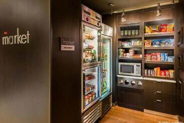 هتل Courtyard By Marriott Danbury