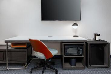 هتل Courtyard By Marriott Danbury