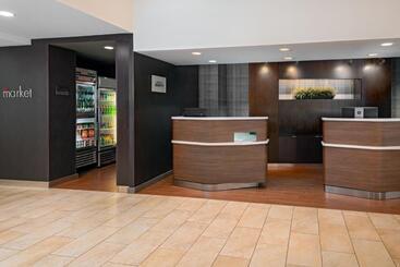 هتل Courtyard By Marriott Danbury
