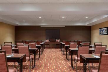 هتل Courtyard Greenville