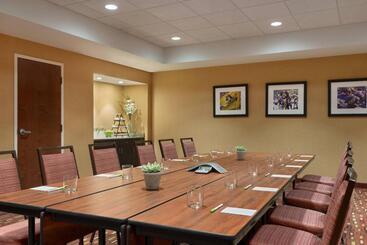 هتل Courtyard Greenville