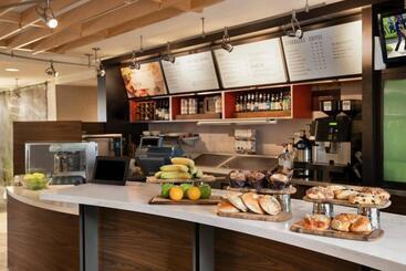 هتل Courtyard Greenville