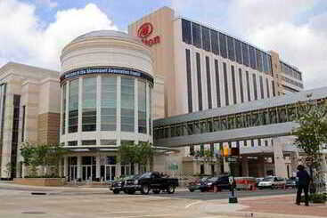 هتل Courtyard Shreveport Airport