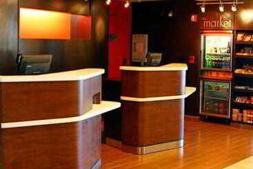 هتل Courtyard Shreveport Airport