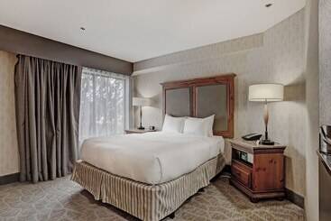 هتل Alpenrock Breckenridge, Curio Collection By Hilton