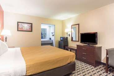 هتل Econo Lodge Laurel