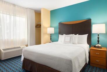 ホテル Amerivu Inn And Suites