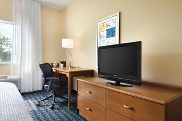 ホテル Amerivu Inn And Suites