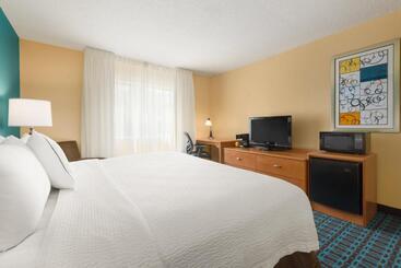 ホテル Amerivu Inn And Suites